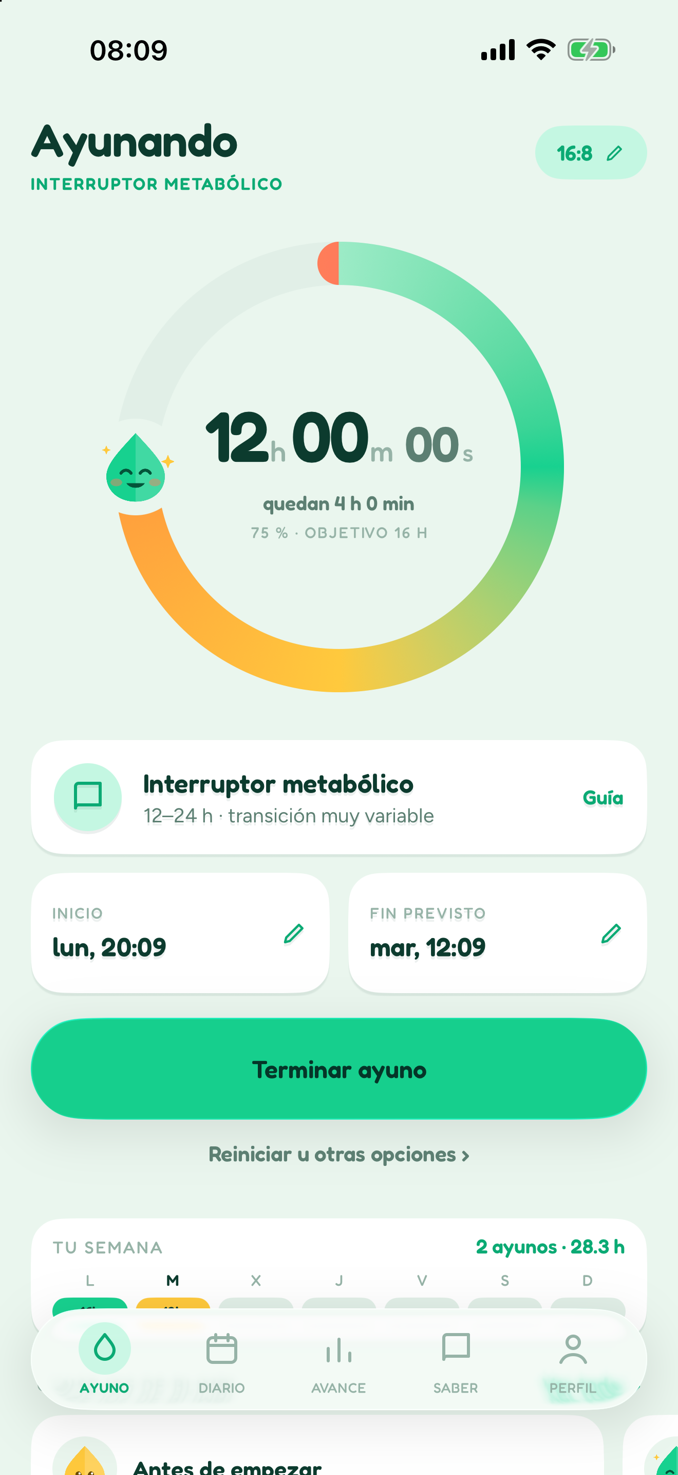 Temporizador de Blimbi en iOS durante un ayuno: 12 h 0 min transcurridas de un objetivo de 16 h, quedan 4 h, guía de la fase Interruptor metabólico, inicio lun 20:09, fin previsto mar 12:09 y botón Terminar ayuno